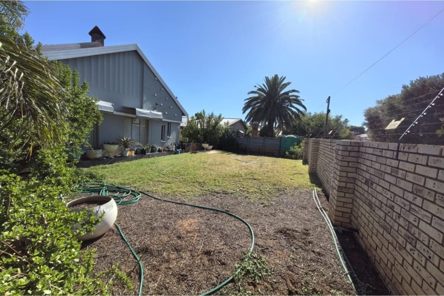 5 Bedroom Property for Sale in Hadison Park Northern Cape
